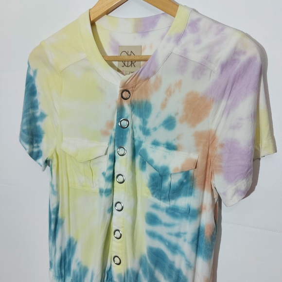 Chaser Tie Dye Heirloom Button Down Romper - Picture 7 of 16